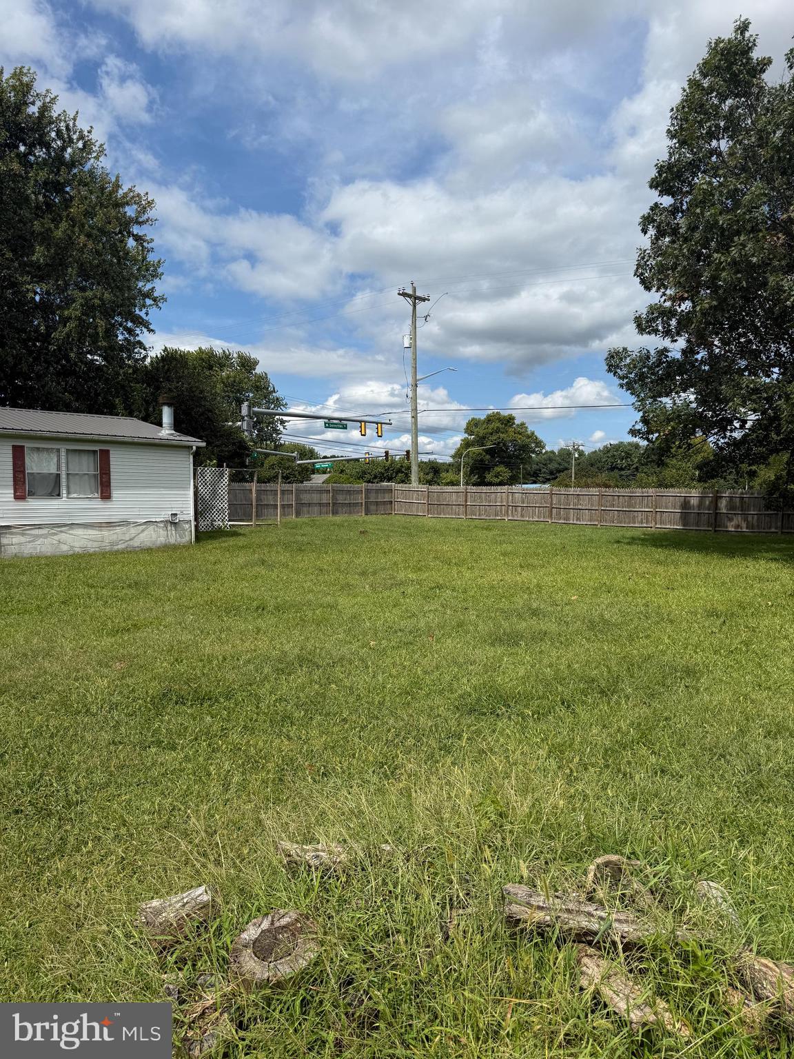 2418 Seeneytown Road Dover, DE 19904 - Photo 3 of 20 a view of a lake with a big yard