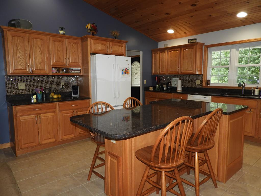 316 Trim Road Morrisonville, NY 12962 - Photo 19 of 39 Gallery Image 19