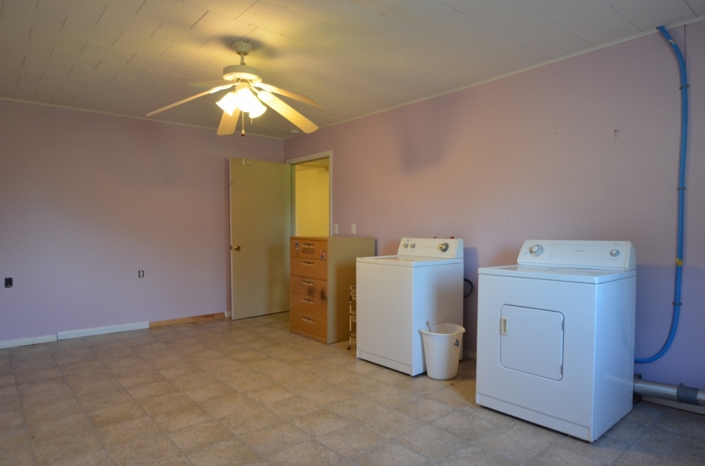 7280 South Warren Road Warren, IN 46792 - Photo 17 of 23 Gallery Image 17