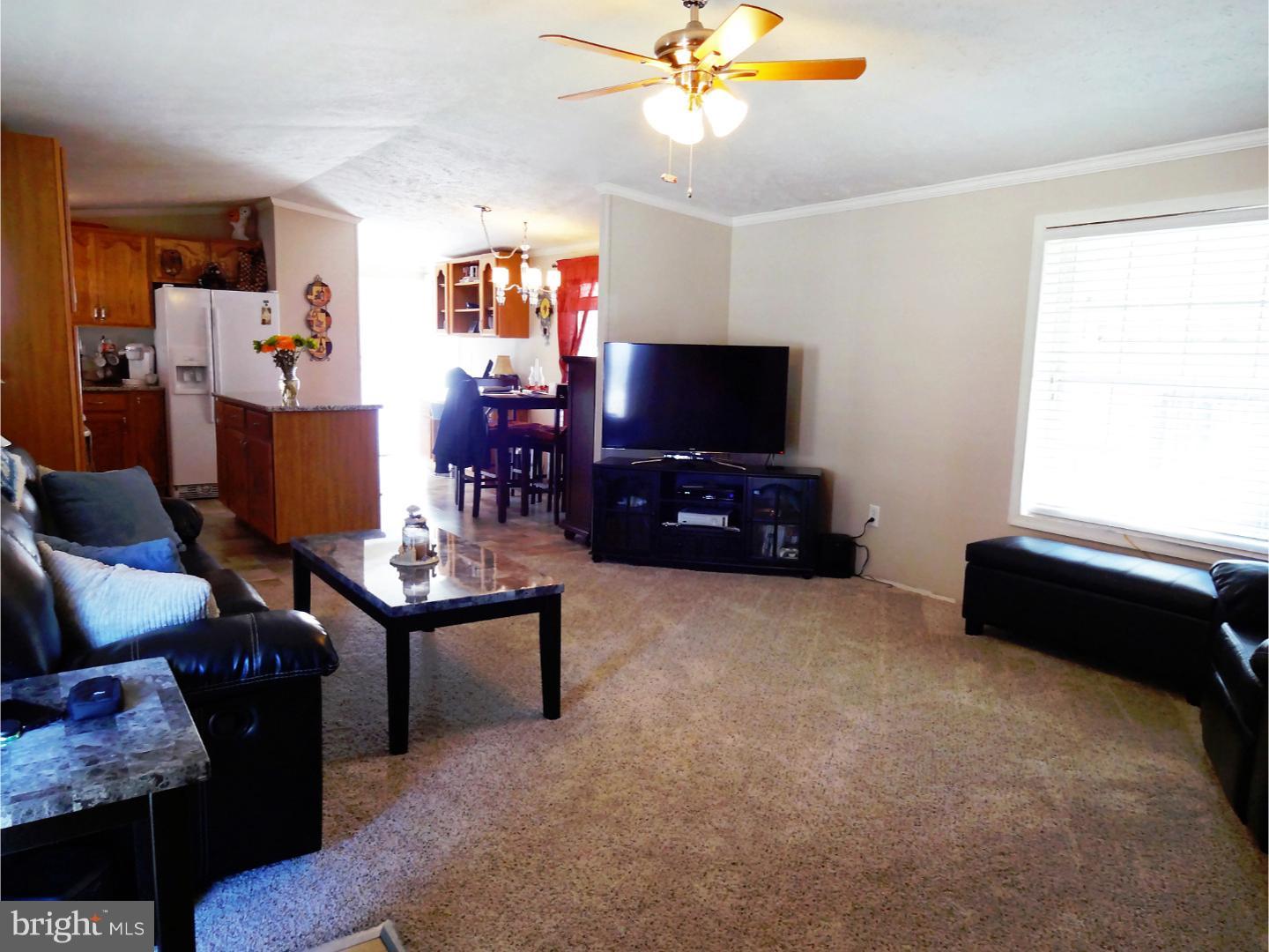 881 Powder Way Bear, DE 19701 - Photo 5 of 25 Living Room
