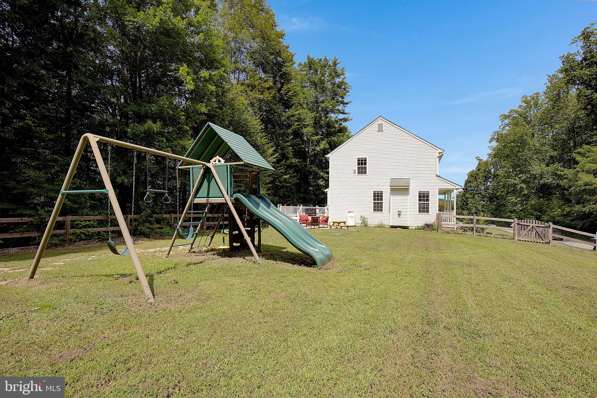 650 Stratton Place Prince Frederick, MD 20678 - Photo 46 of 51 a view of a house with a park