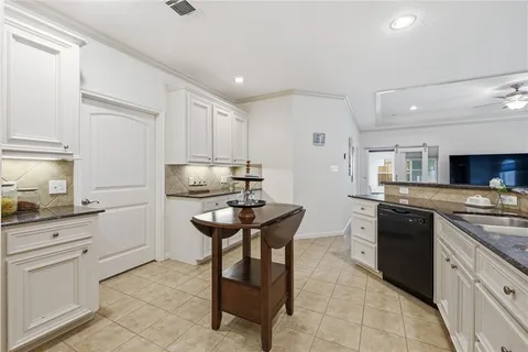 $369,000 | 2613 Leila Court, Bryan, TX 77802