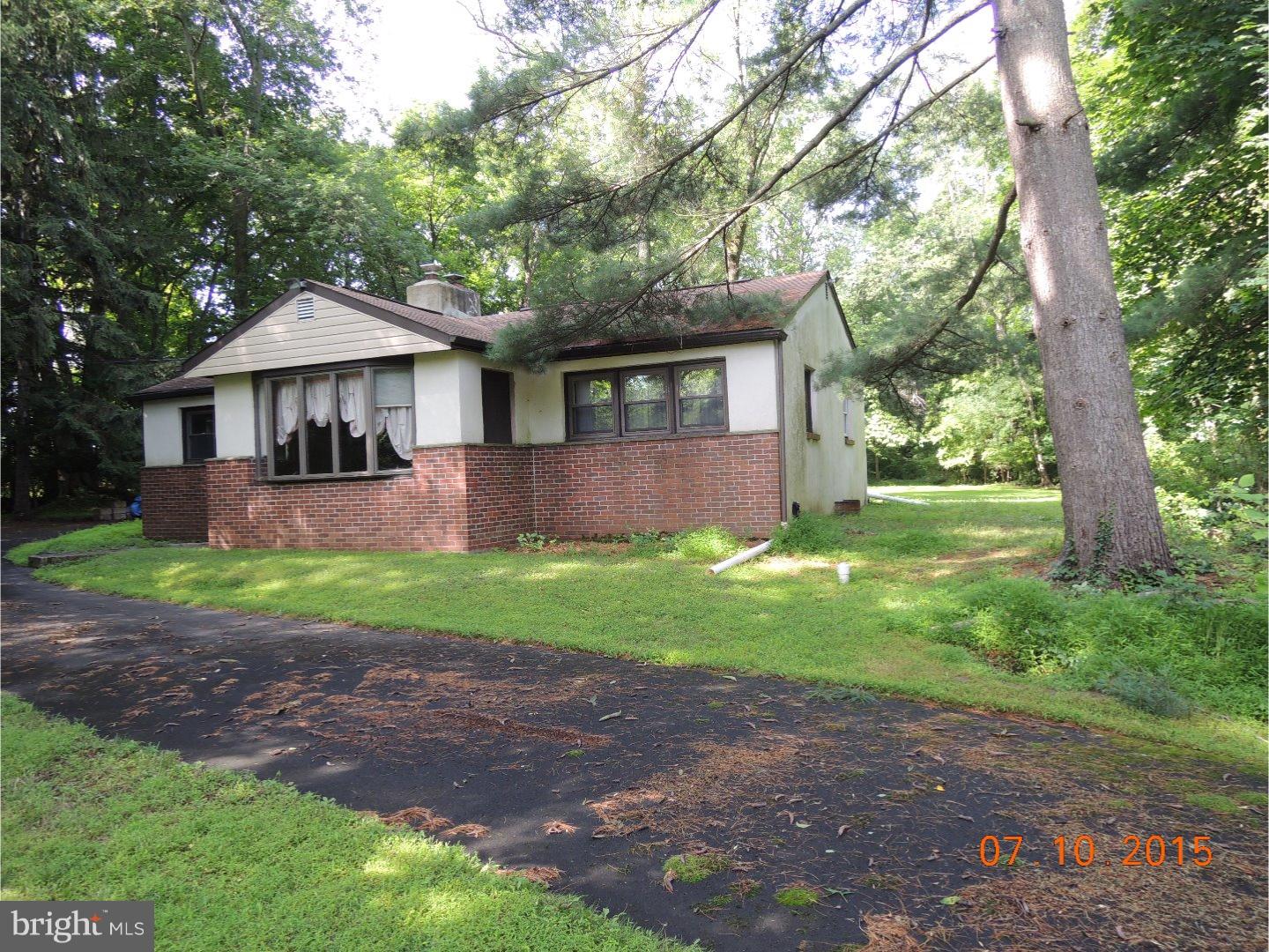 1007 Davis Grove Road Horsham, PA 19044 - Photo 1 of 22 Gallery Image 1