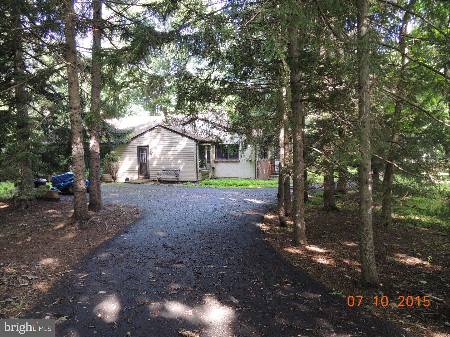 1007 Davis Grove Road Horsham, PA 19044 - Photo 2 of 22 Gallery Image 2