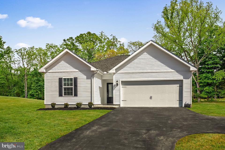 140 Rappahannock Run Falling Waters, WV 25419 - Photo 2 of 47