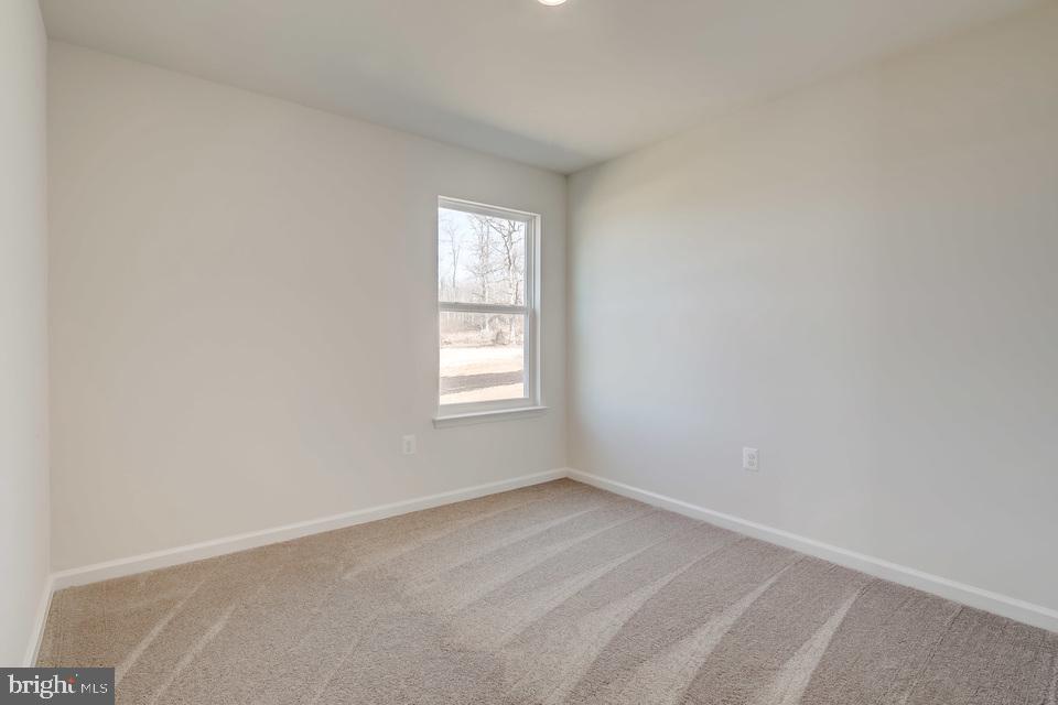 140 Rappahannock Run Falling Waters, WV 25419 - Photo 10 of 47