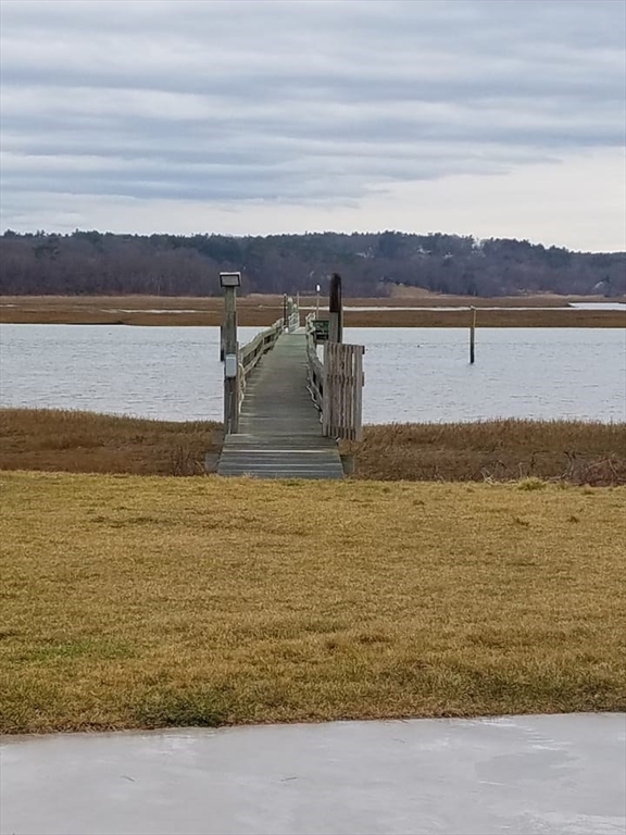 271 Central Avenue Scituate, MA 02050 - Photo 17 of 18 a view of ocean with a lake