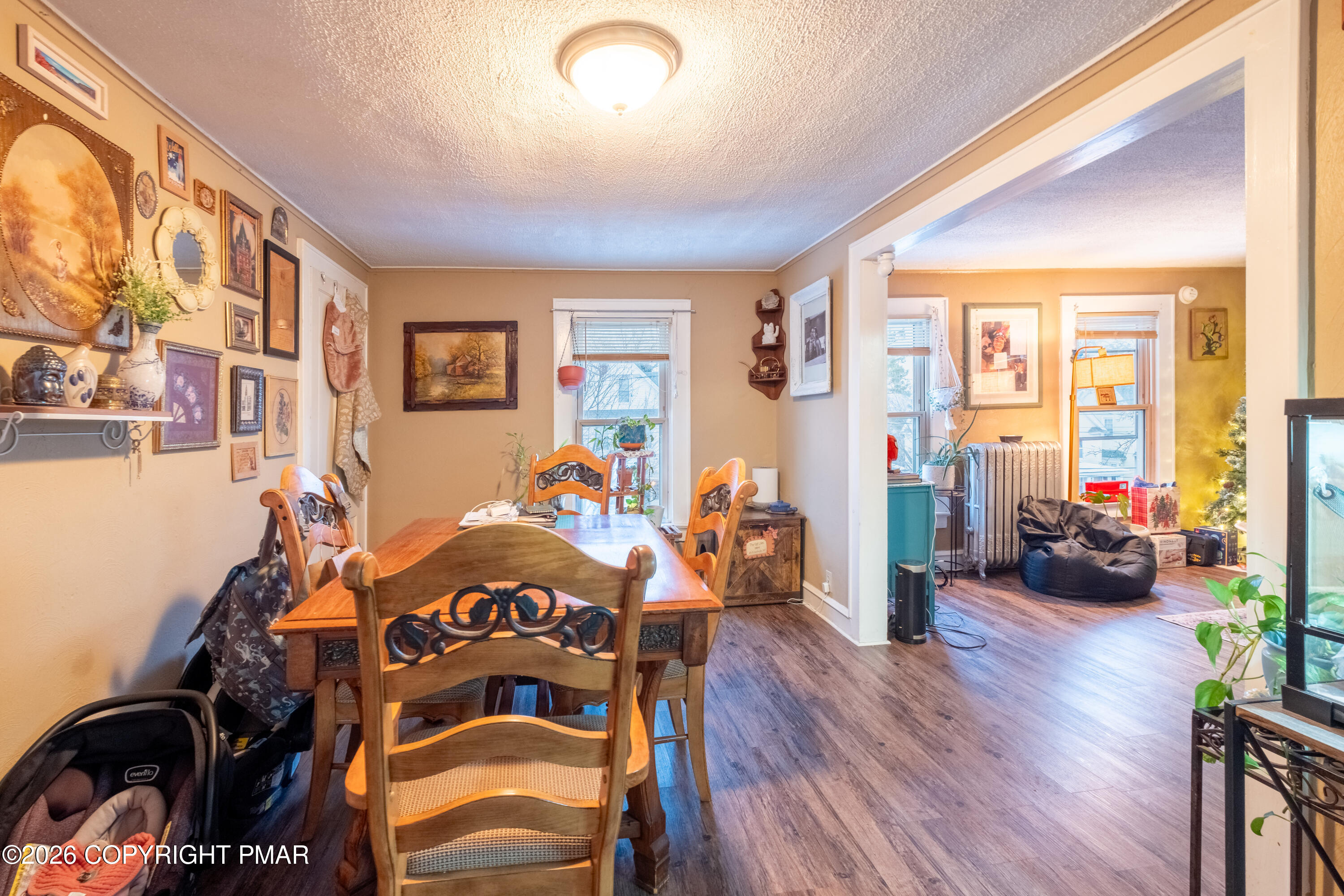 1042 Taylor Avenue Scranton, PA 18510 - Photo 27 of 40 a view of a livingroom with furniture hardwood floor and a couch