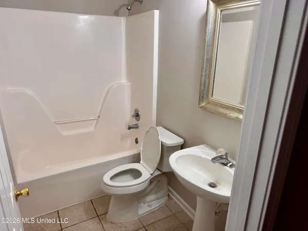 $2,000 | 1324 Biloxi Street, Hernando, MS 38632