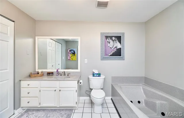 $212,000 | 4501 Eli Drive, Unit K, St. Louis, MO 63128