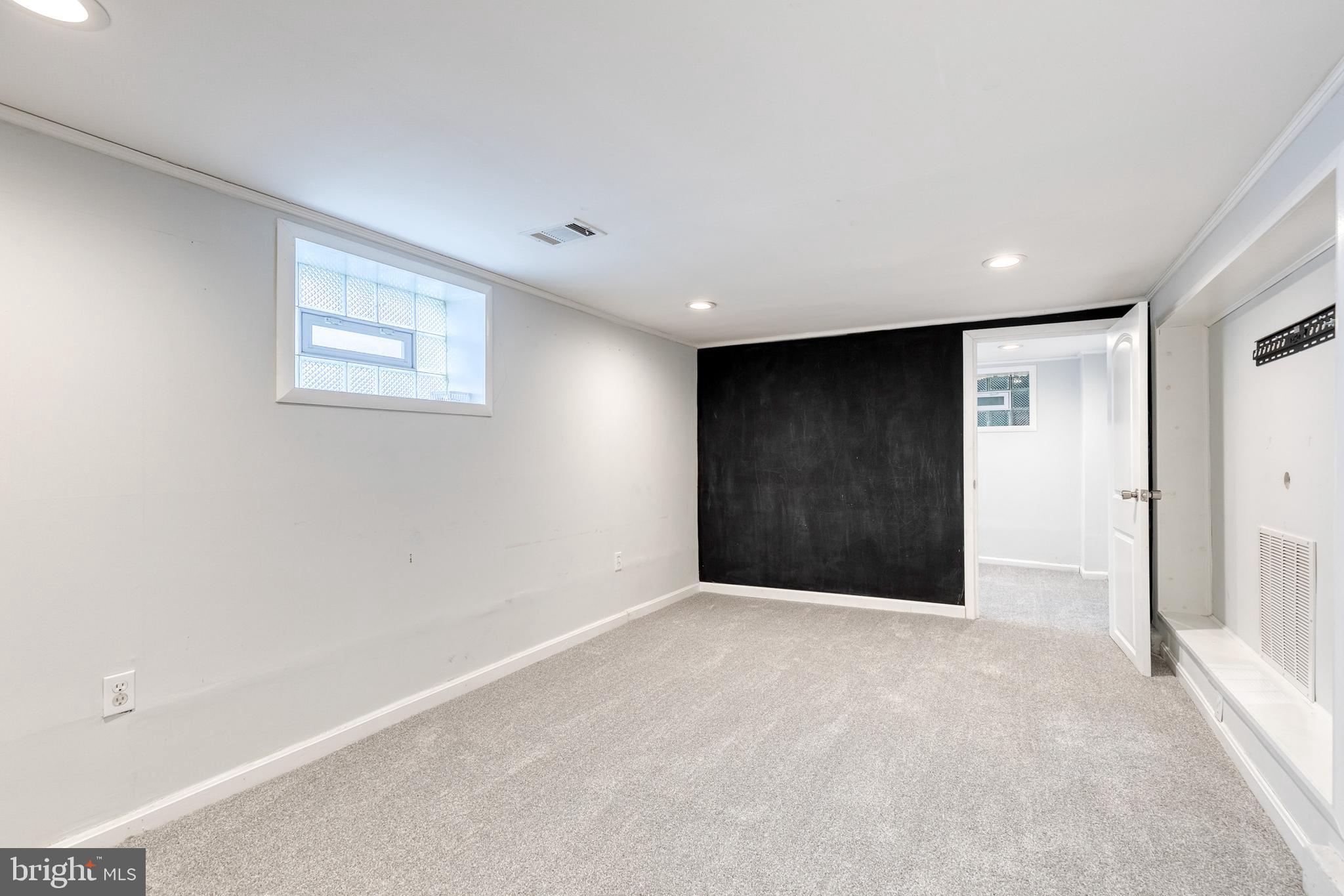 6300 Banbury Road Baltimore, MD 21212 - Photo 27 of 36