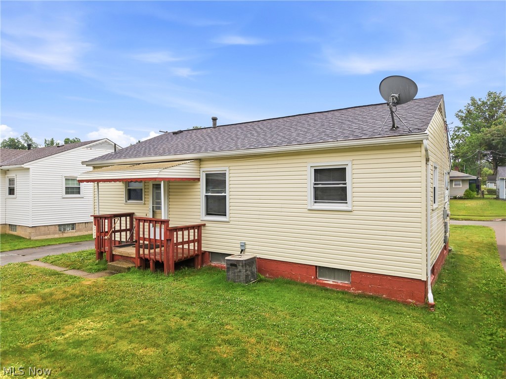 404 Elizabeth Street Hubbard, OH 44425 - Photo 27 of 28