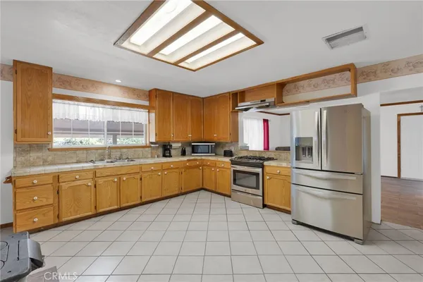 $460,000 | 1231 Mecca Drive, Barstow, CA 92311