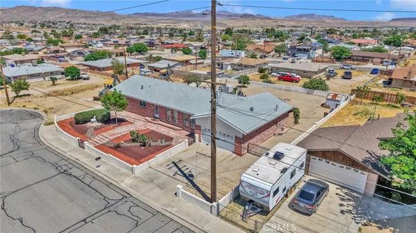 $460,000 | 1231 Mecca Drive, Barstow, CA 92311