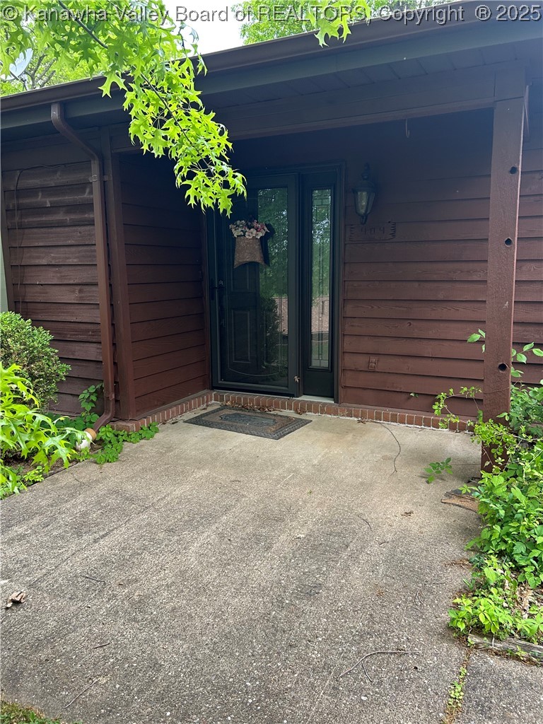 404 Powderhorn Road Charleston, WV 25314 - Photo 1 of 16 Gallery Image 1