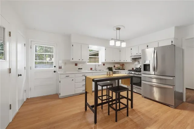 $245,000 | 825 East 75th Street, Kansas City, MO 64131