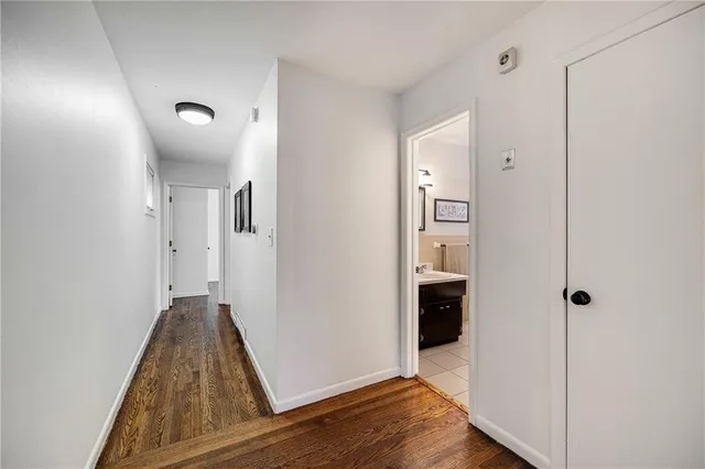 $245,000 | 825 East 75th Street, Kansas City, MO 64131