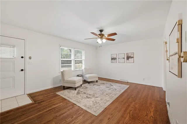 $245,000 | 825 East 75th Street, Kansas City, MO 64131