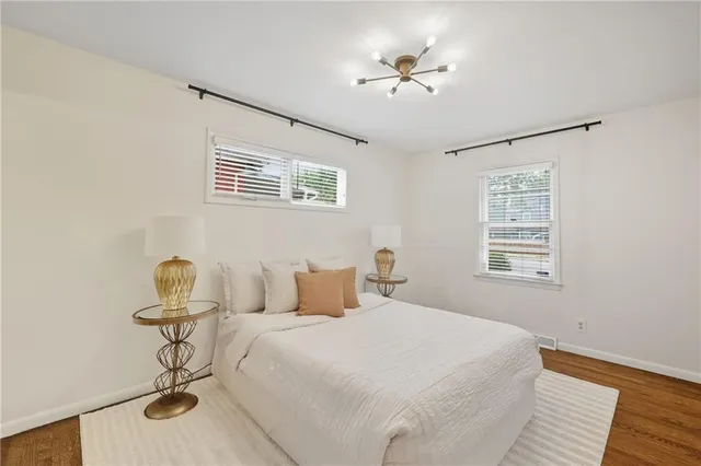 $245,000 | 825 East 75th Street, Kansas City, MO 64131