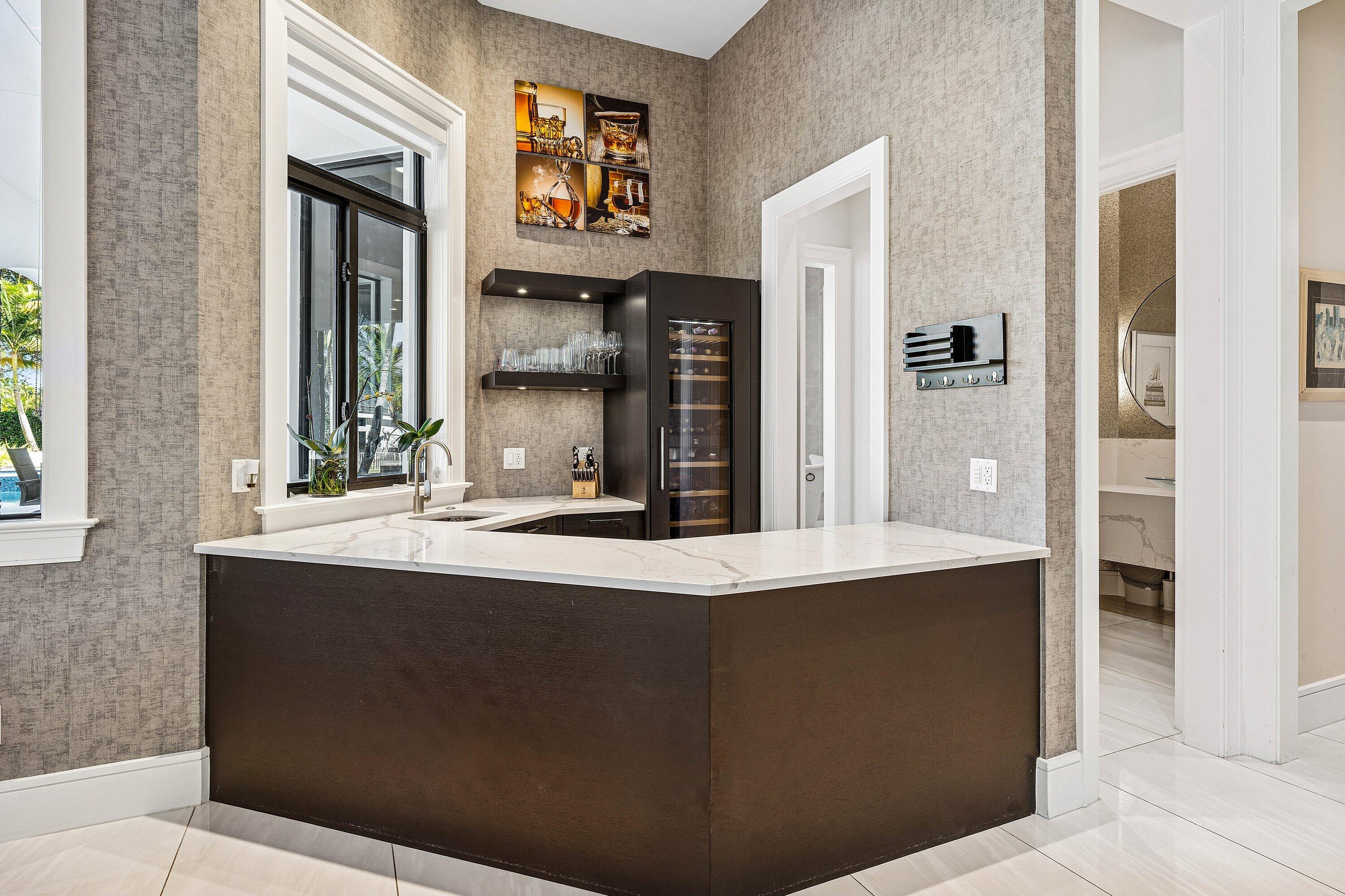 6773 Boniello Drive Boca Raton, FL 33496 - Photo 12 of 59 Fully Equipped Wet Bar