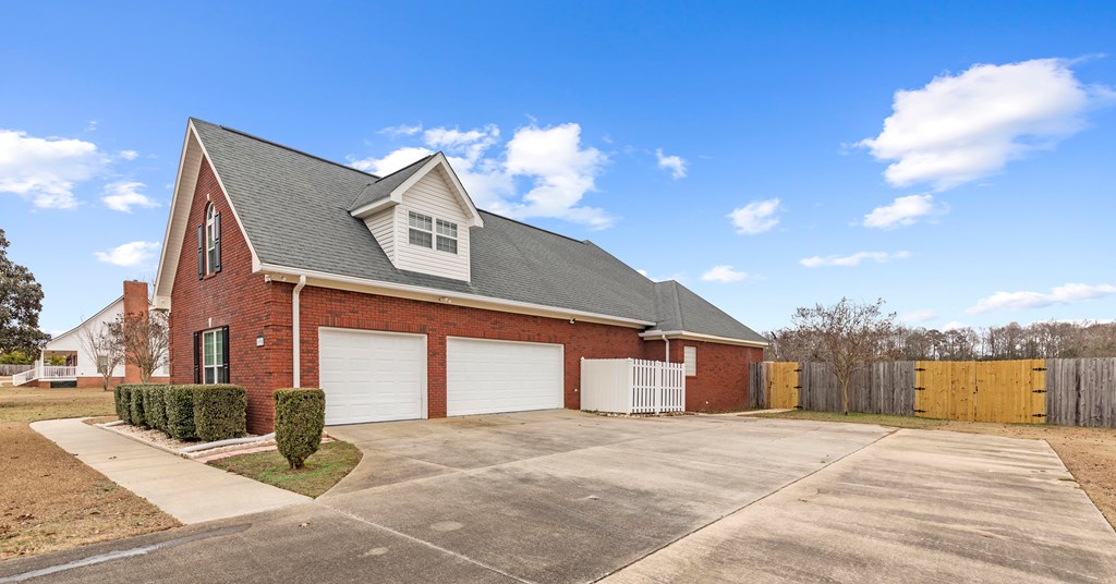 1990 Harrison Road Dothan, AL 36303 - Photo 5 of 98
