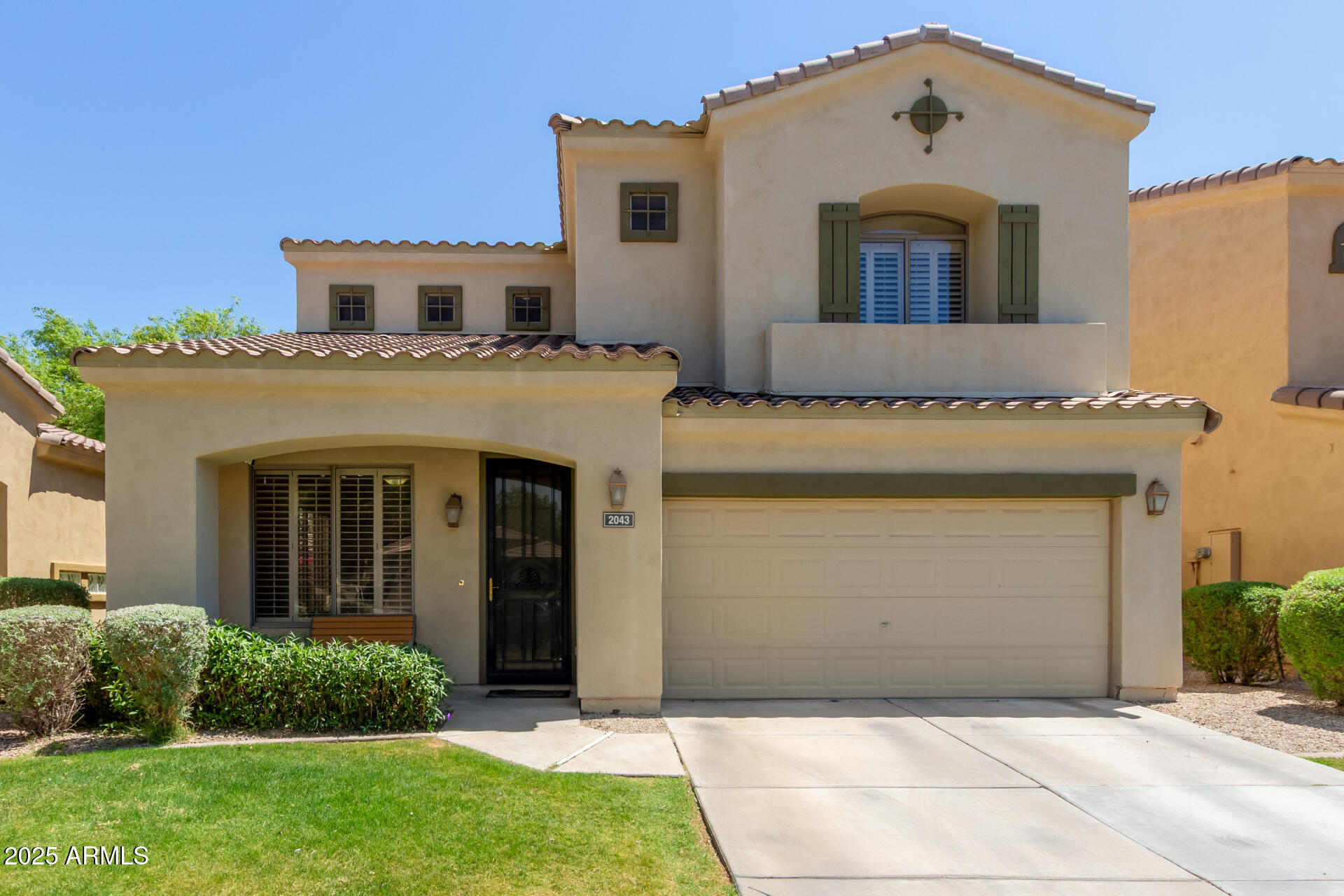 2043 West Periwinkle Way Chandler, AZ 85248 - Photo 2 of 56 02 - Periwinkle 2043