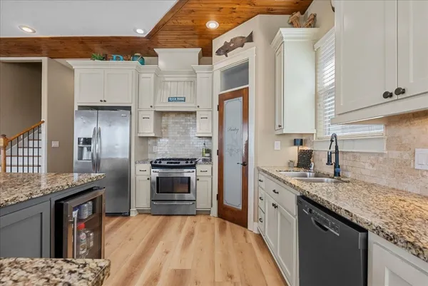$590,000 | 209 South Front Street, Freeport, TX 77541