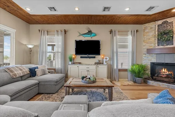 $590,000 | 209 South Front Street, Freeport, TX 77541