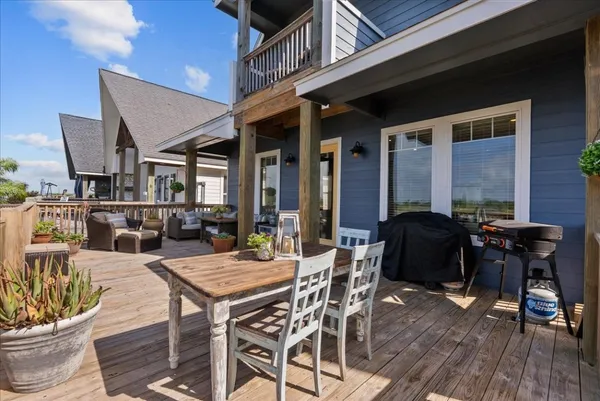 $590,000 | 209 South Front Street, Freeport, TX 77541