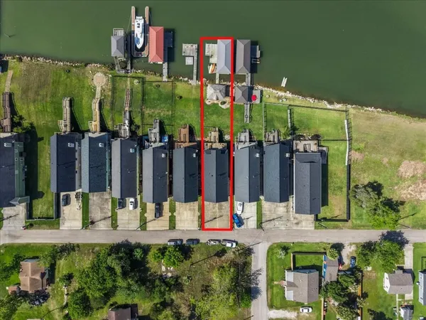 $590,000 | 209 South Front Street, Freeport, TX 77541