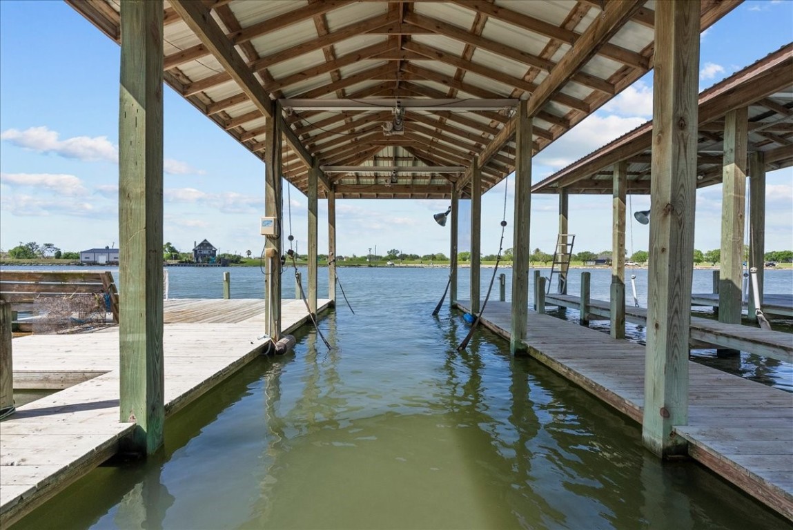 209 South Front Street Freeport, TX 77541 - Photo 6 of 50