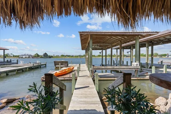 $590,000 | 209 South Front Street, Freeport, TX 77541