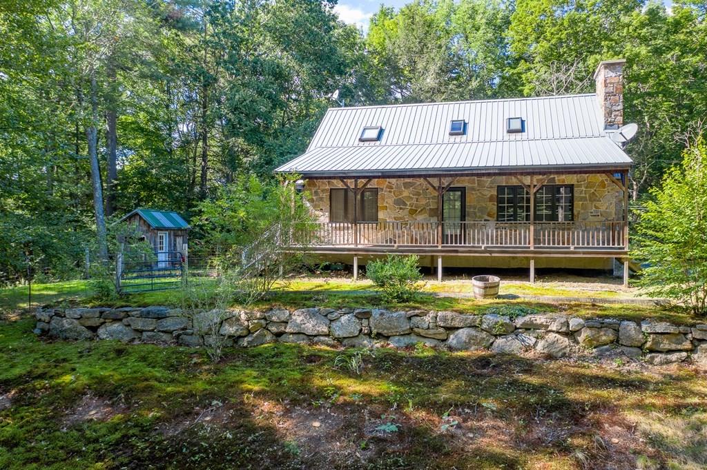 332 Main Road Montgomery, MA 01085 - Photo 7 of 38