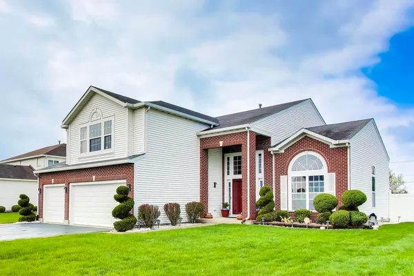 $479,900 | 822 Tall Grass Trail, Matteson, IL 60443