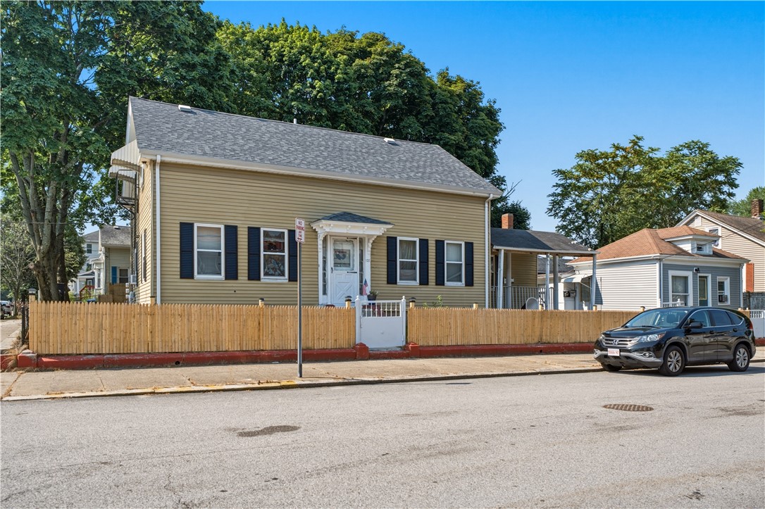 127 Meadow Street Pawtucket, RI 02860 - Photo 1 of 37