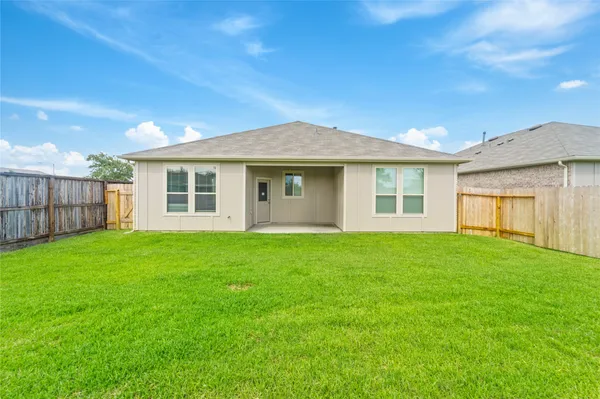 $2,500 | 3111 Freiberger Lane, Alvin, TX 77511