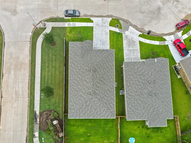 $2,500 | 3111 Freiberger Lane, Alvin, TX 77511