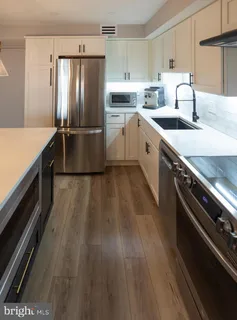 $310,000 | 11309 Valley Forge Circle, Unit 1309, King of Prussia, PA 19406