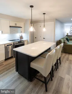 $310,000 | 11309 Valley Forge Circle, Unit 1309, King of Prussia, PA 19406