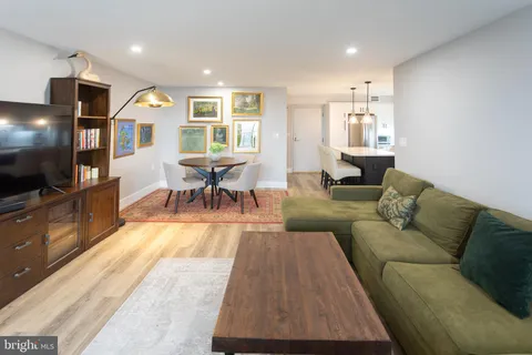 $310,000 | 11309 Valley Forge Circle, Unit 1309, King of Prussia, PA 19406