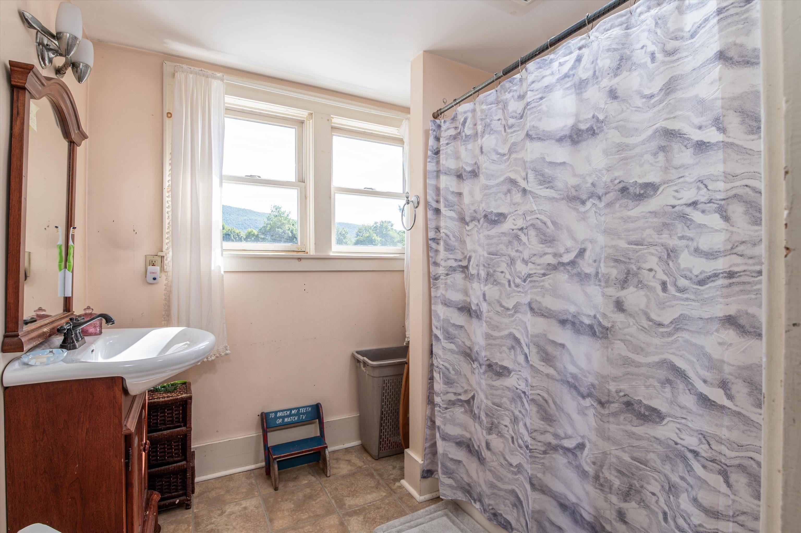 8 Sargent Avenue Rutland, VT 05701 - Photo 25 of 27