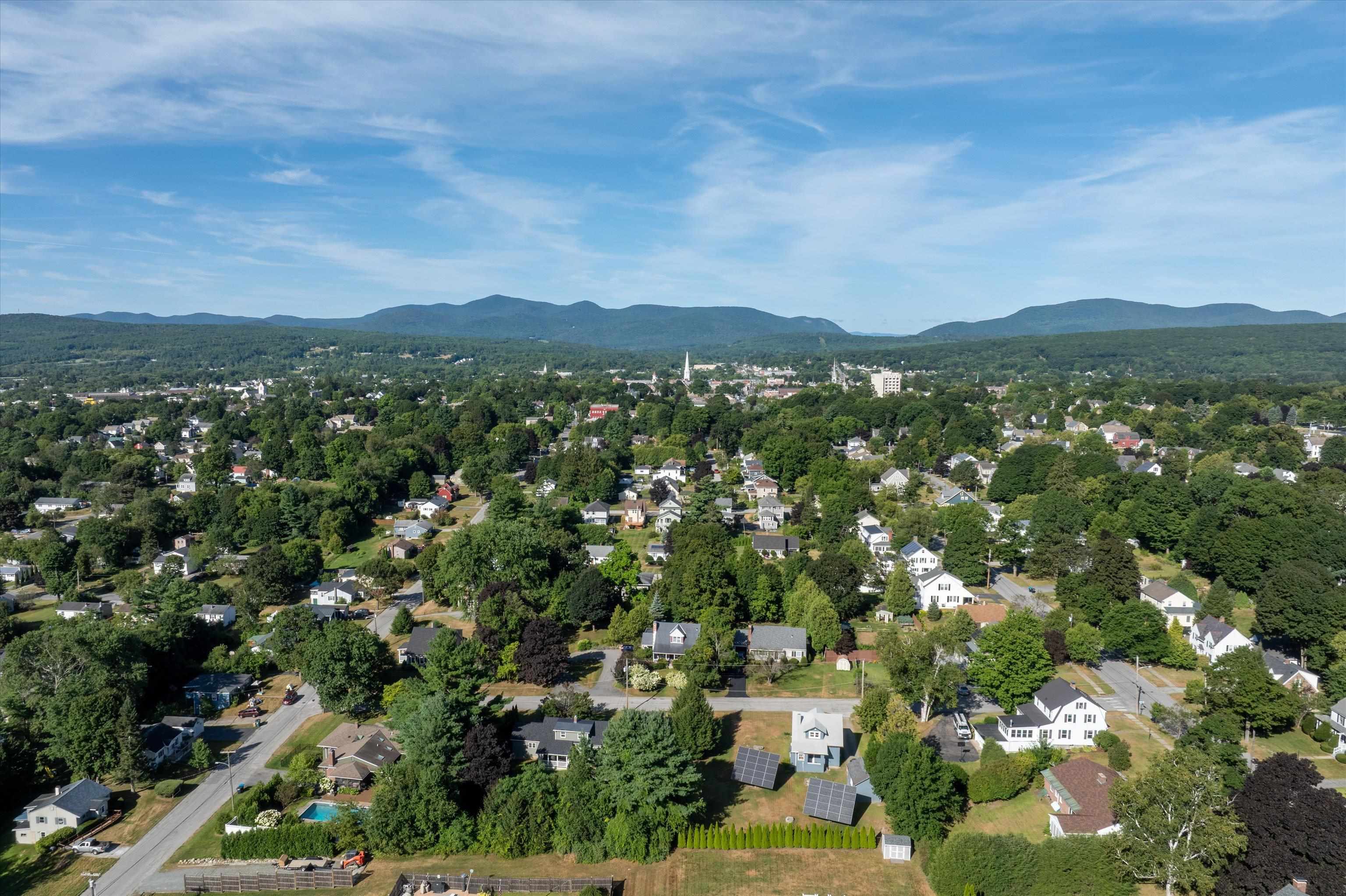 8 Sargent Avenue Rutland, VT 05701 - Photo 7 of 27