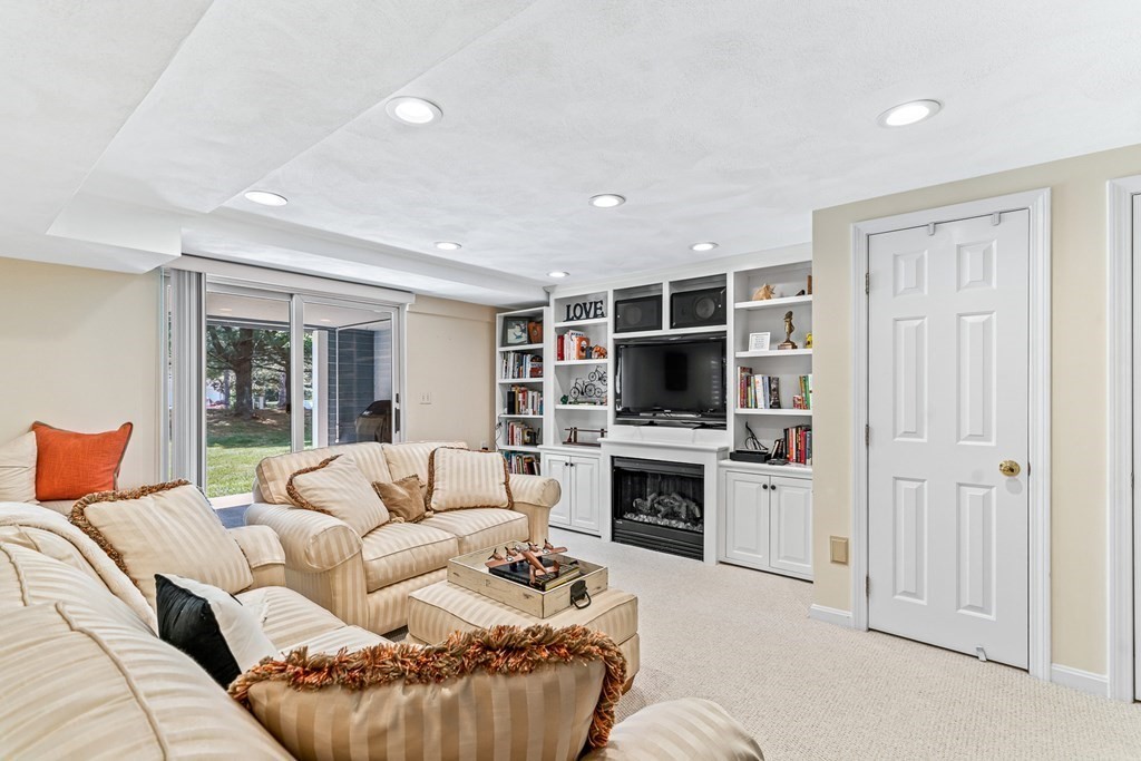 40 Fuller Pond Road Middleton, MA 01949 - Photo 28 of 42