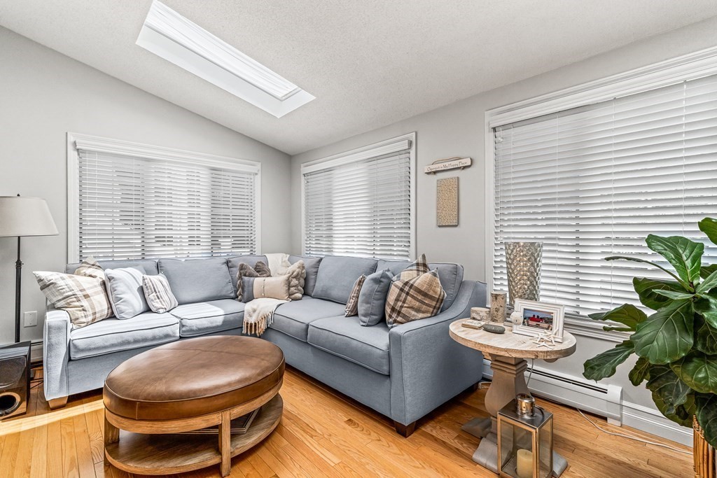 40 Fuller Pond Road Middleton, MA 01949 - Photo 4 of 42