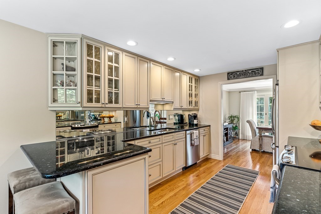 40 Fuller Pond Road Middleton, MA 01949 - Photo 10 of 42