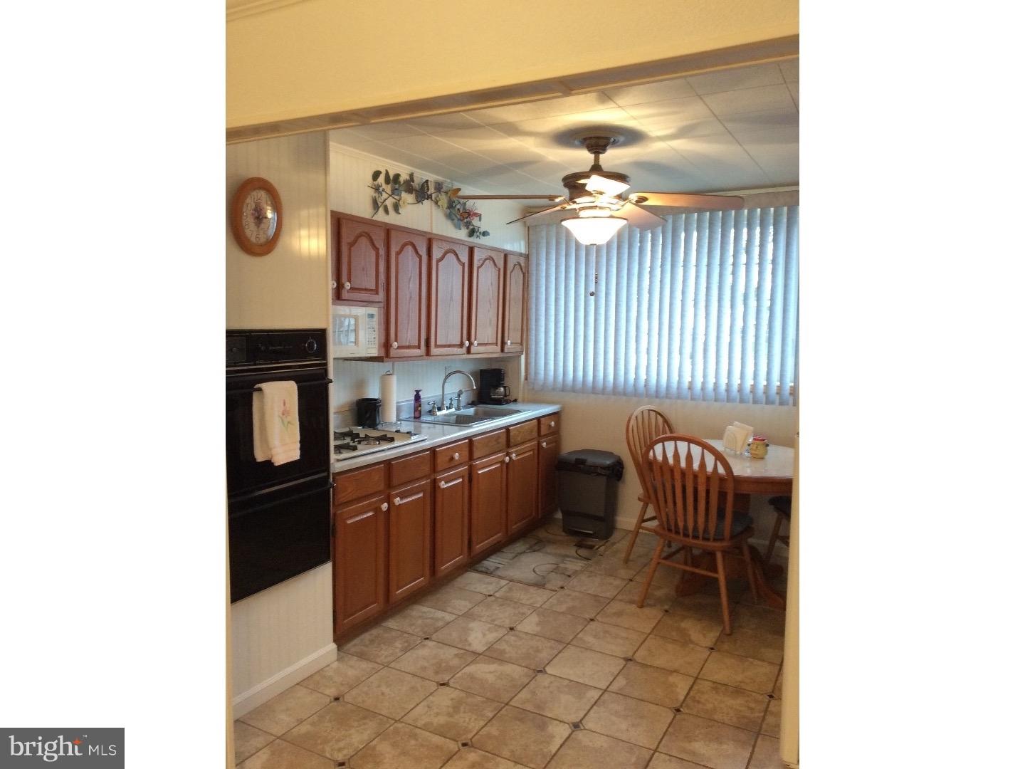 4213 Lawnside Road Philadelphia, PA 19154 - Photo 6 of 15 Kitchen