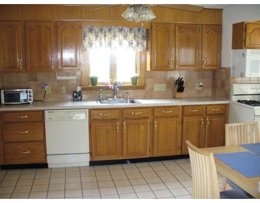 16 Farnum Road Waltham, MA 02453 - Photo 8 of 9 Gallery Image 8