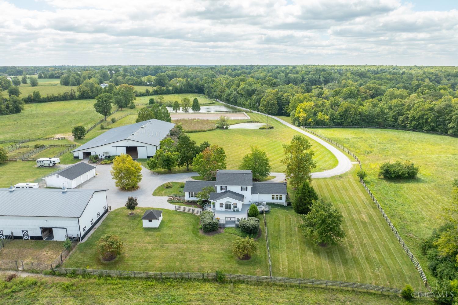 3476 Twin Bridges Road Williamsburg, OH 45176 - Photo 8 of 98