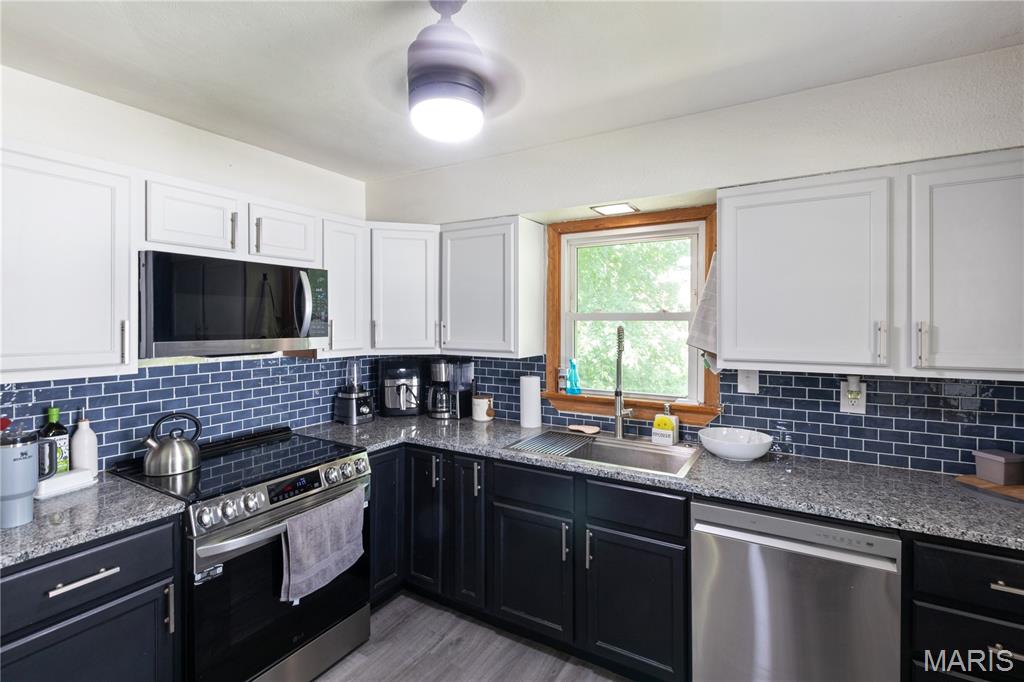 417 Hall Avenue Union, MO 63084 - Photo 7 of 16