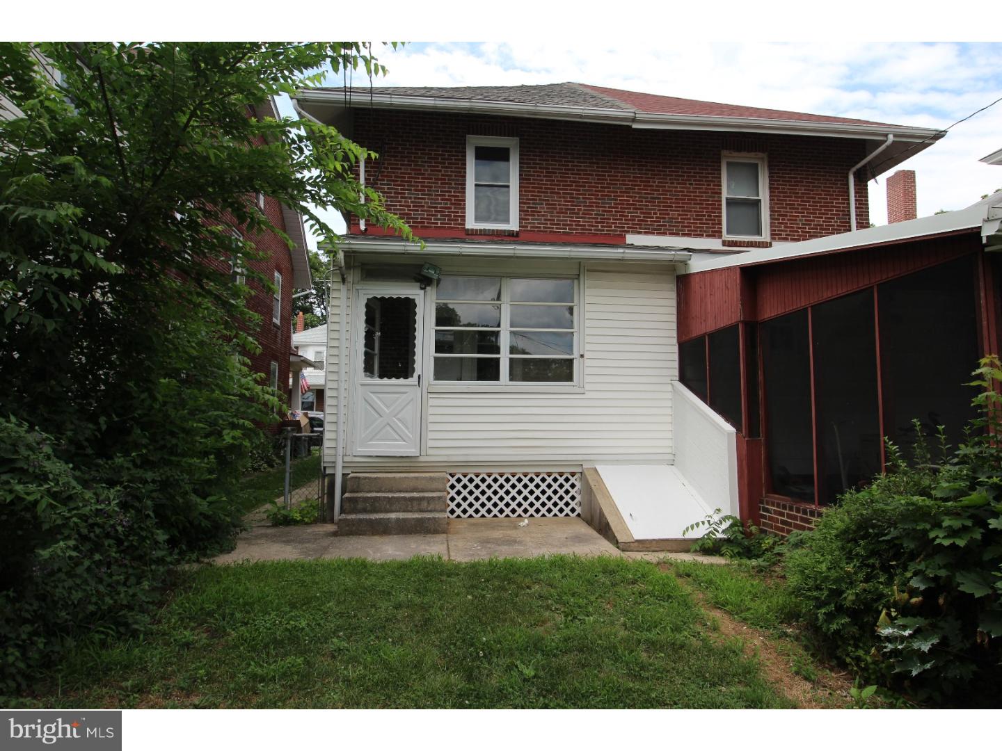2024 Spring Street Reading, PA 19609 - Photo 14 of 25 Gallery Image 14